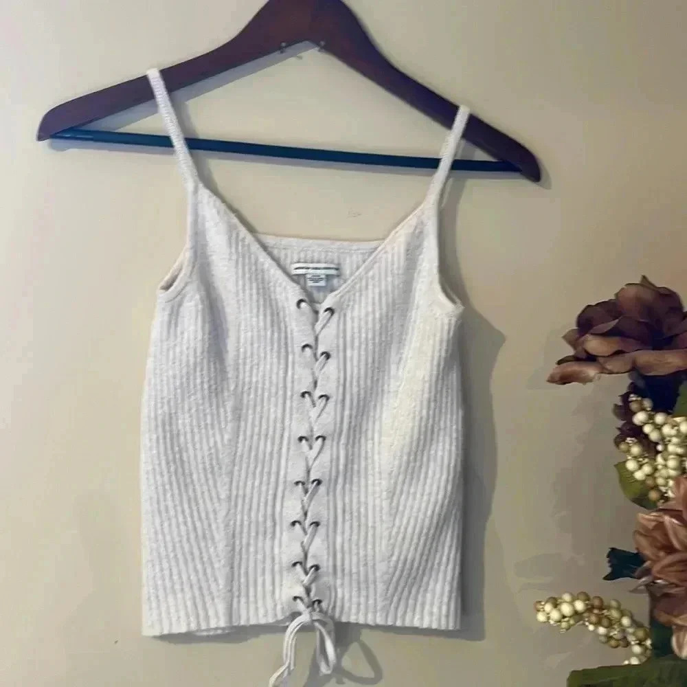 American Eagle Lace Up Cropped Sweater Tank Ivory Cream Ribbed Summer Minimalist